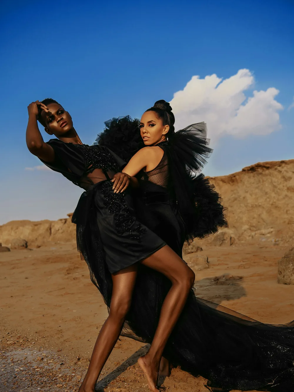 Schwarzes Kleid, on location fotografiert